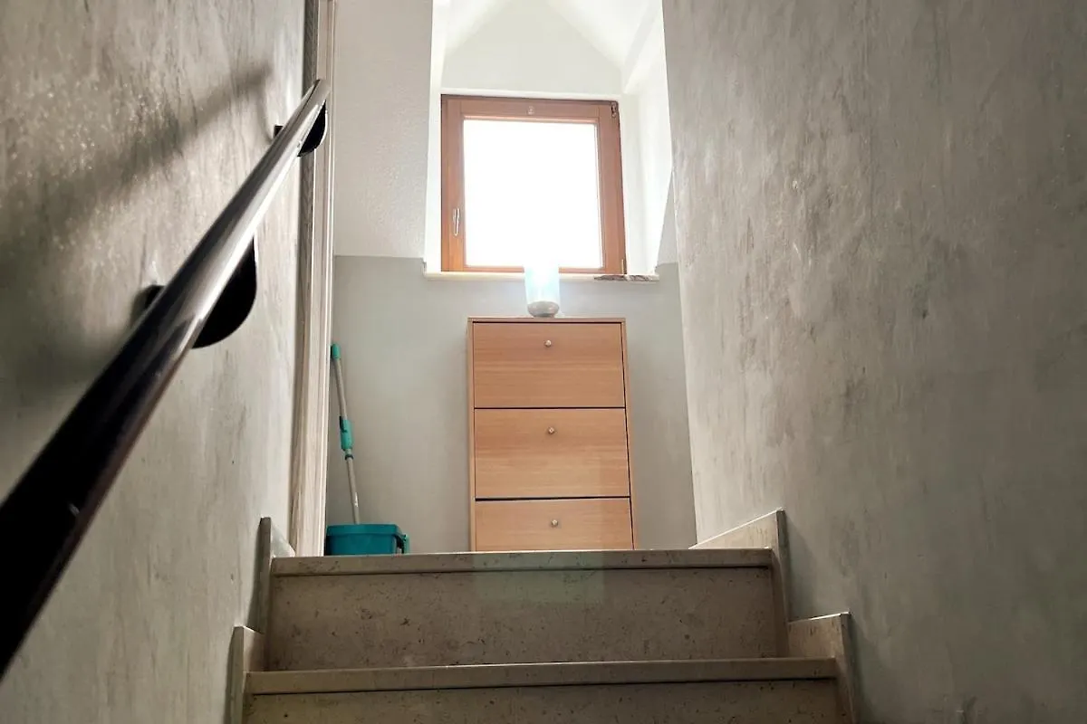 Apartment Gemuetliche Ferienwohnung In Rheinnaehe Dusseldorf